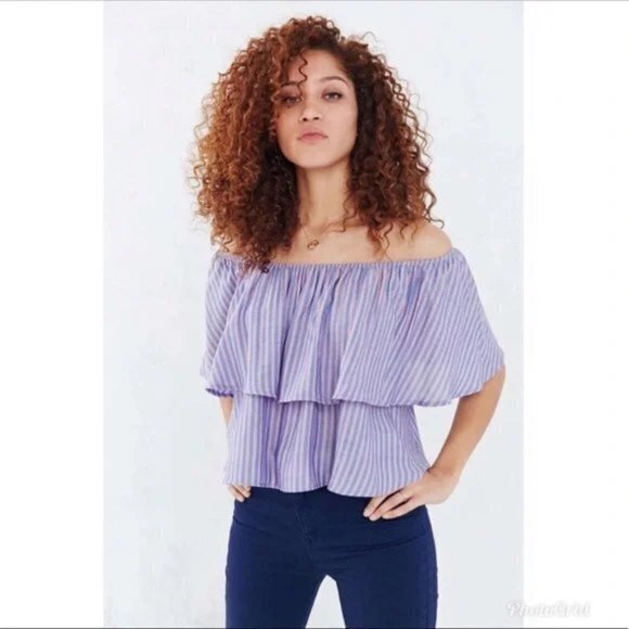 Urban Outfitters Kimchi Blue Striped Off Shoulder Ruffle Crop Top Womens Size XS - Picture 1 of 7